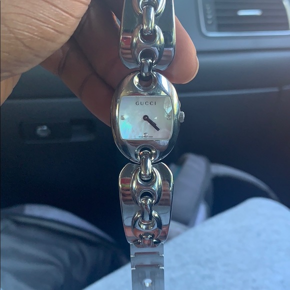 Gucci watch - Picture 3 of 3